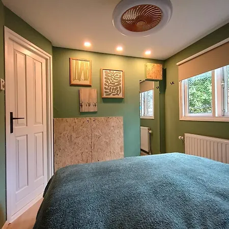 Reelax Hottub En Vrij Uitzicht Over Het Bos アパート